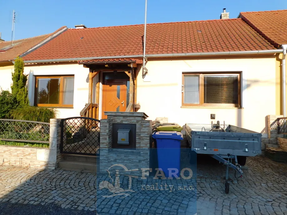 Prodej rodinného domu 90 m², pozemek 193 m²